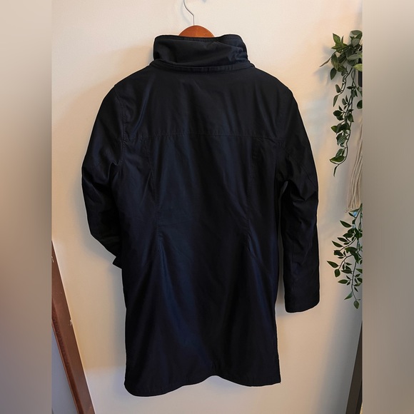 Aritzia Winter Jacket - size small - Picture 4 of 5